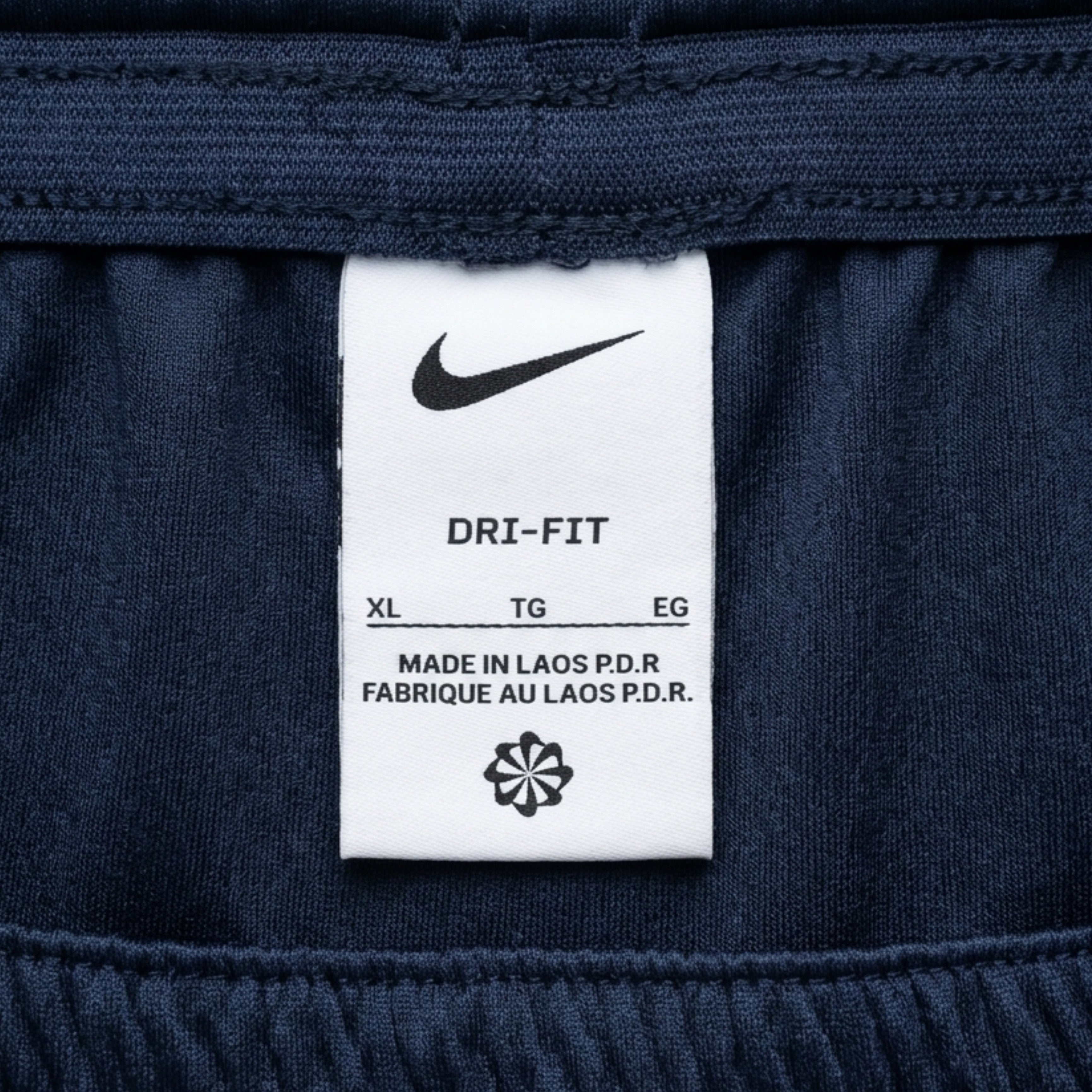 Blue Y2K Nike Shorts (XL) 657 Vintage