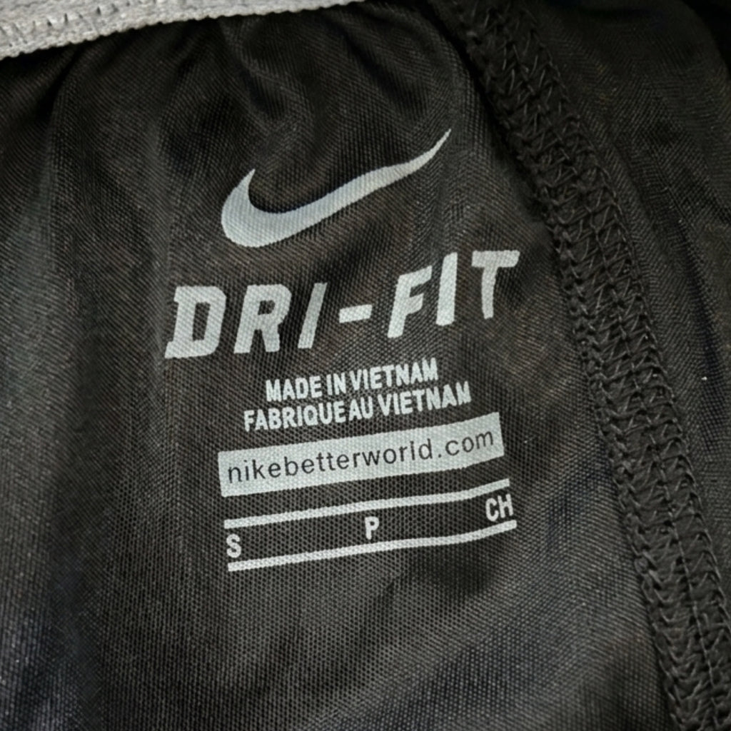 Y2K Nike Panthers Shorts (S) 657 Vintage